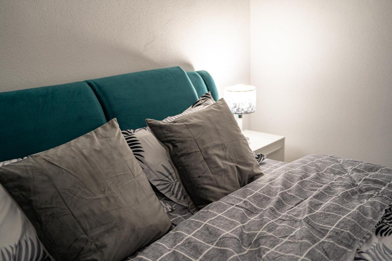Cozy Apartment In Dumbravita Dumbravita (Timis) Exterior foto