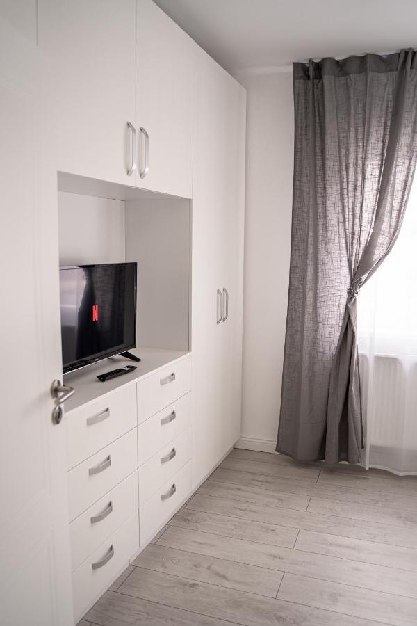 Cozy Apartment In Dumbravita Dumbravita (Timis) Exterior foto